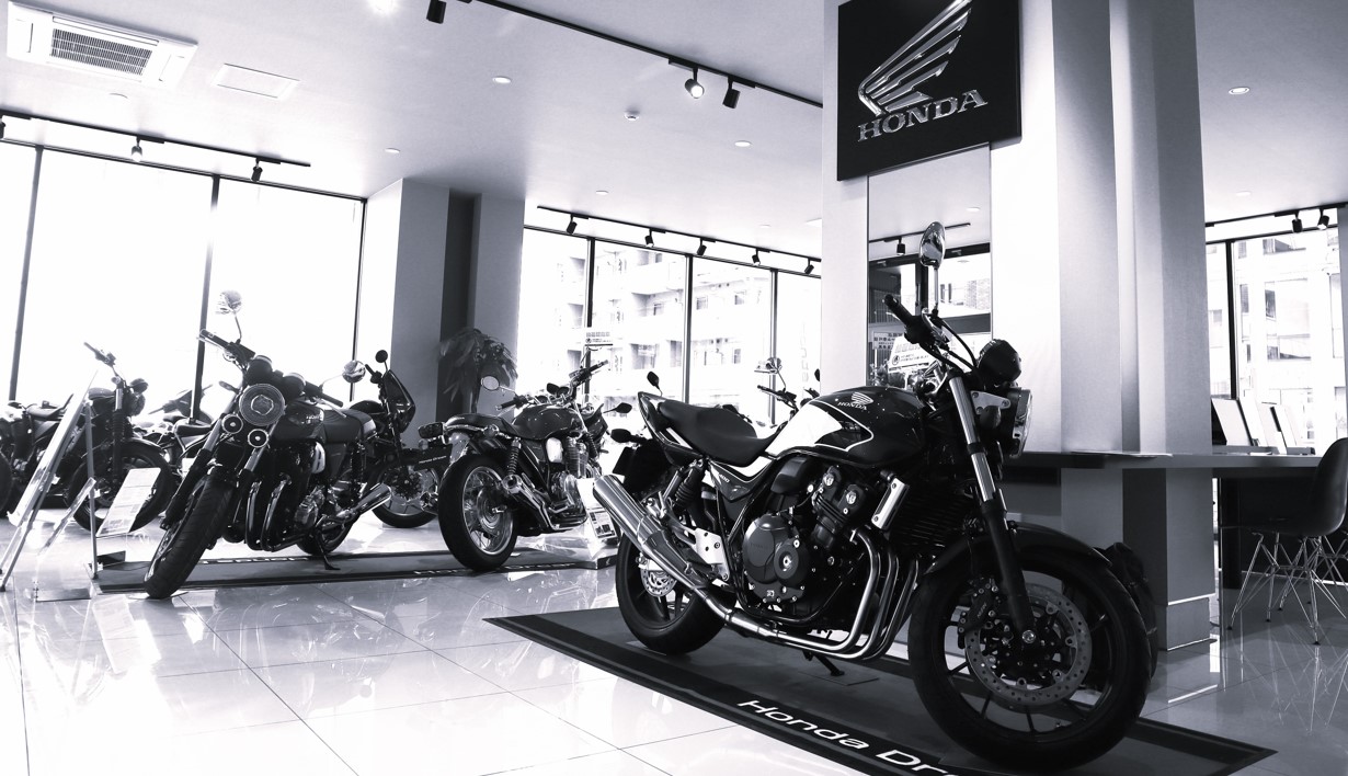 11月も「販売台数」前年月超え続く　　軽二輪・小型二輪ともに堅調に推移　　年間販売予想も