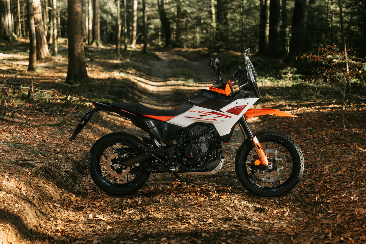 KTM、新型「390 ADVENTURE X」投入　アドベンチャー市場の裾野拡大へ