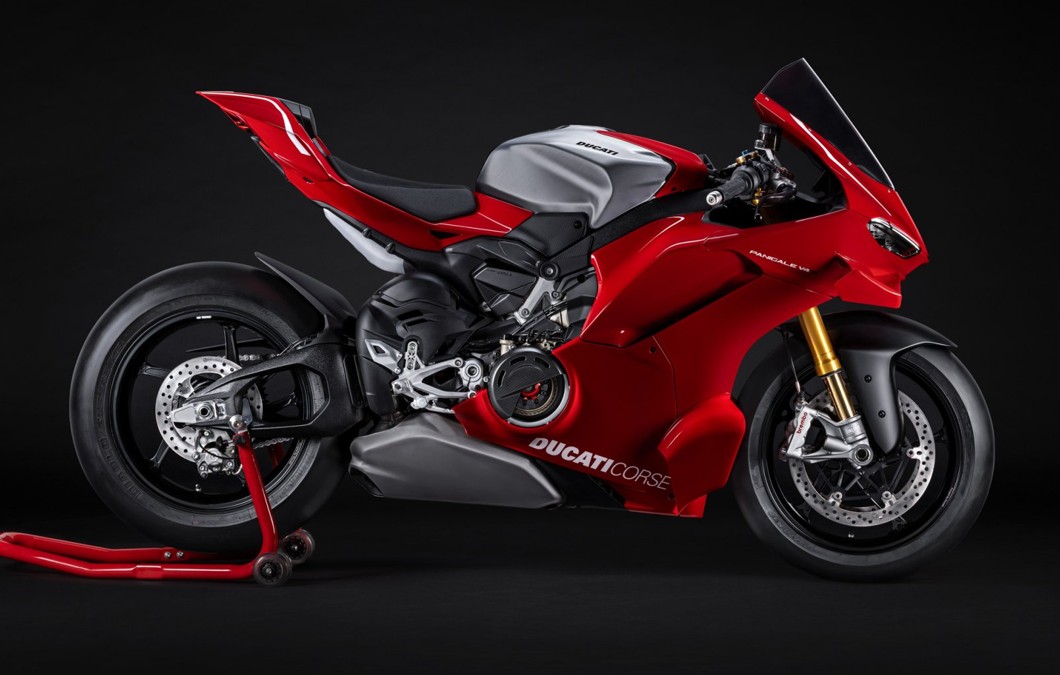 ドゥカティ、新型「Panigale V4 R」ついに国内発売　　　価格は555万円