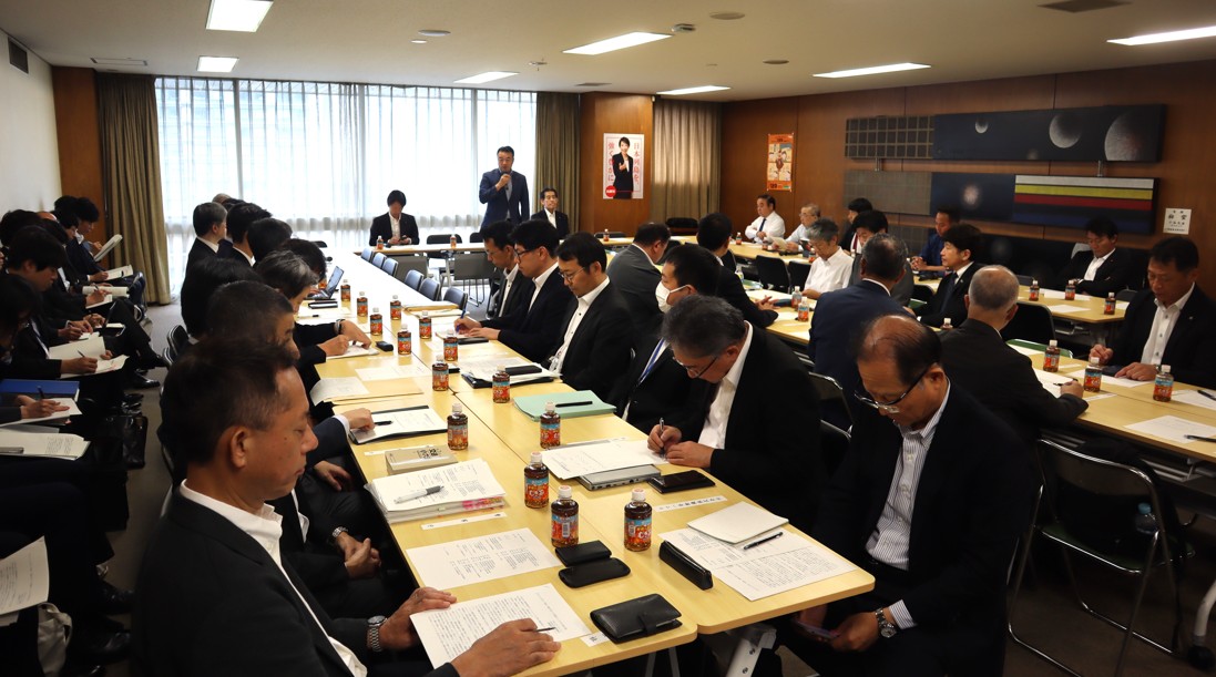 自民党・二輪車問題対策PT、「バイク店の自賠責保険取り扱い」「免許制度と車両区分のズレ」などで提言まとめへ　　問題解決の大きな前進に