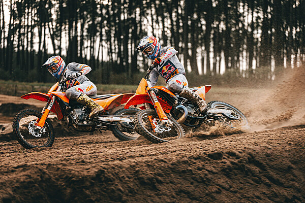 KTMジャパン　レース参戦支援を強化  　  KTM・ハスクバーナで新プログラム　　継続参戦後押しライダー育成